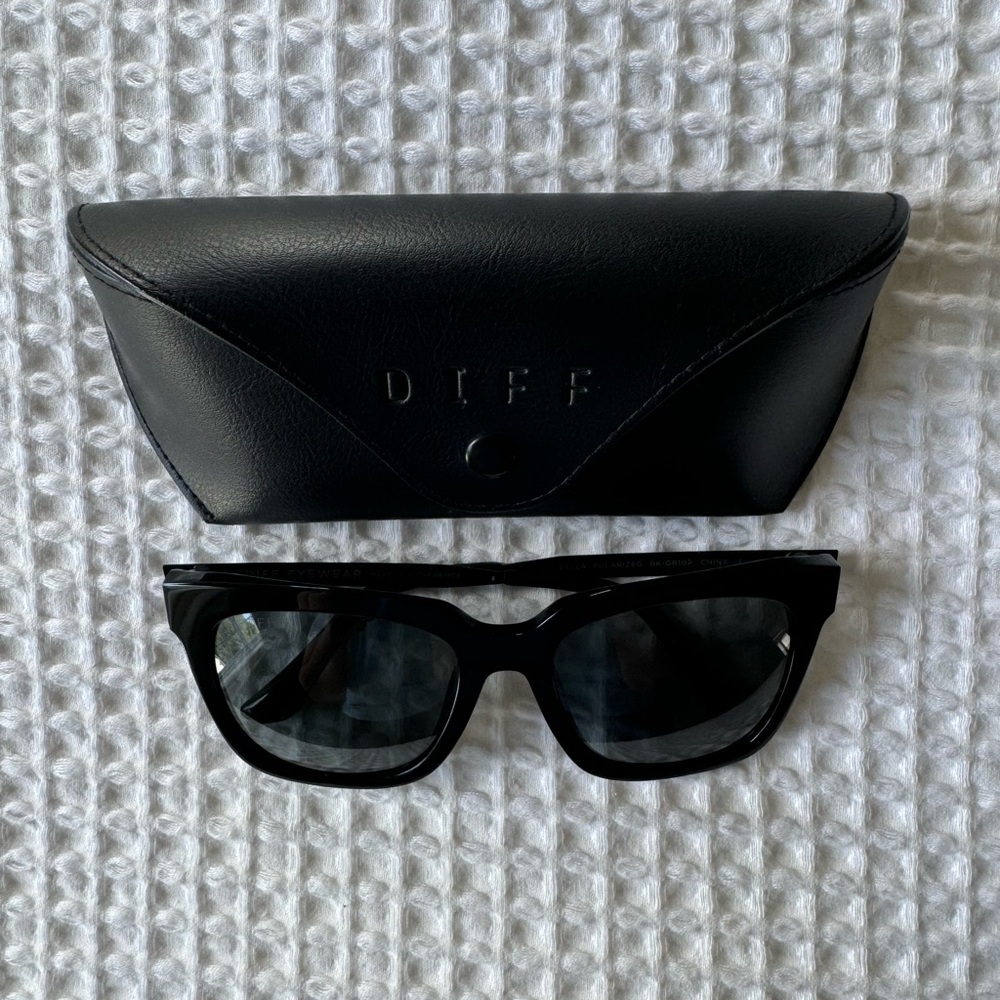 Diff Eyewear The Bella Polarized Sunglasses View 3